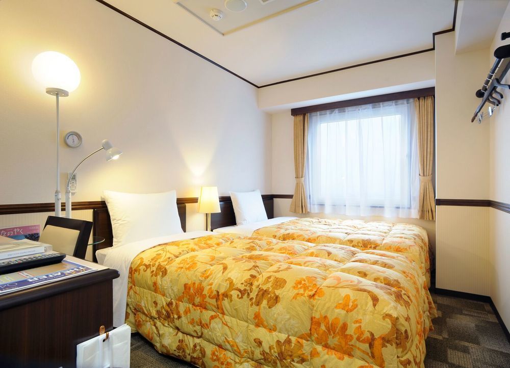 Toyoko Inn Kashiwa Eki Nishi Guchi Экстерьер фото